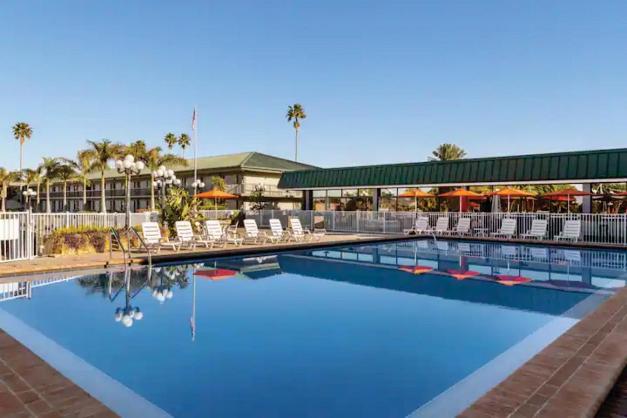 Aparthotel Getaway At The Marina à South Bradenton Extérieur photo